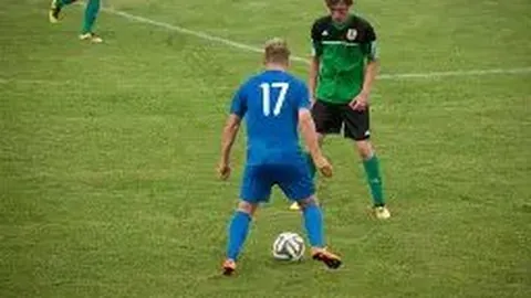 贝里奇绝杀反击，远射逆转比分